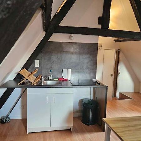 Le Petit Medieval Leilighet Montluçon Eksteriør bilde